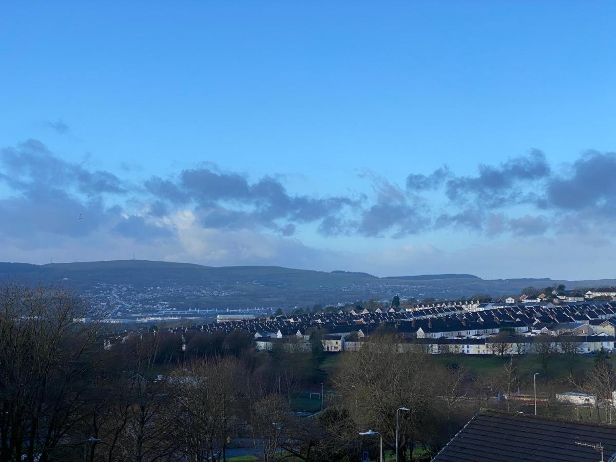 Bessemer Hotel Merthyr Tydfil Exteriör bild
